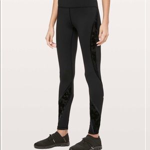 Wunder Under high rise tight floral flocked size 12